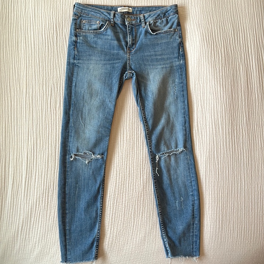 Zara Woman Premium Denim Mid-Rise Skinny Jean, Size 4